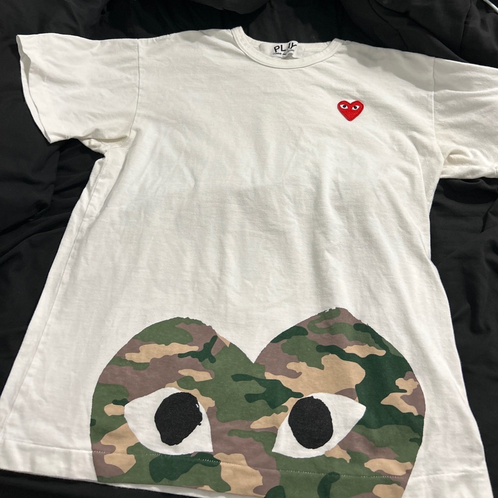 CDG Play Camo Heart Tee